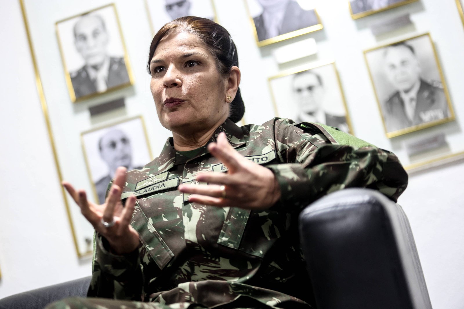 Primeira general do Exército diz que nunca foi feminista – 15/06/2026 – Política