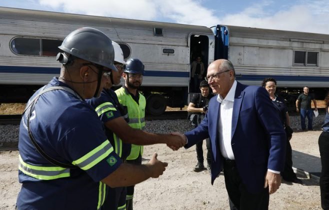 Alckmin: 'Vamos precisar de muita ferrovia para transportar o desenvolvimento do Brasil'