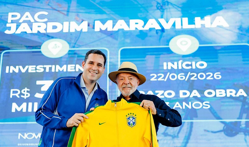 Lula anuncia R$ 702,9 milhões em obras para periferias, favelas e comunidades do RJ