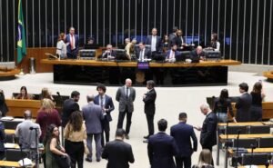 Discussão e votação de propostas legislativas. Presidente da Câmara dos Deputados, Hugo Motta (REPUBLICANOS - PB)