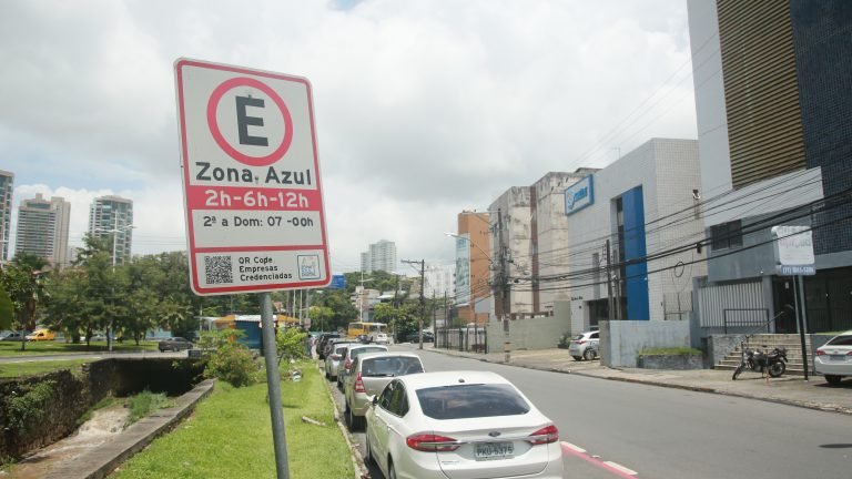 Comissão aprova fim de pontos na CNH por estacionamento irregular em Zona Azul – Notícias