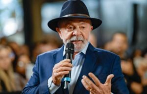 Lula amplia vantagem sobre Flávio Bolsonaro no 2º turno, aponta Quaest