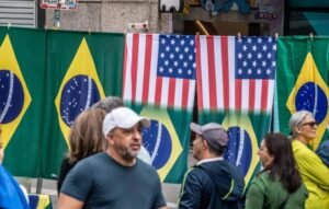 Tarifa de 25% dos EUA mobiliza indústria e agronegócio do Brasil em defesa conjunta