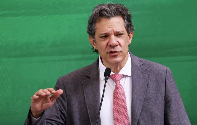 Durante debate, Haddad usa tarifas dos EUA para questionar ações de Tarcísio