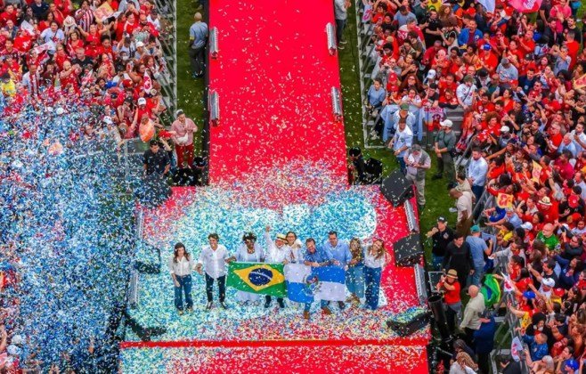 Lula defende combate ao crime, investimentos em defesa e soberania sobre terras raras em agenda no RJ