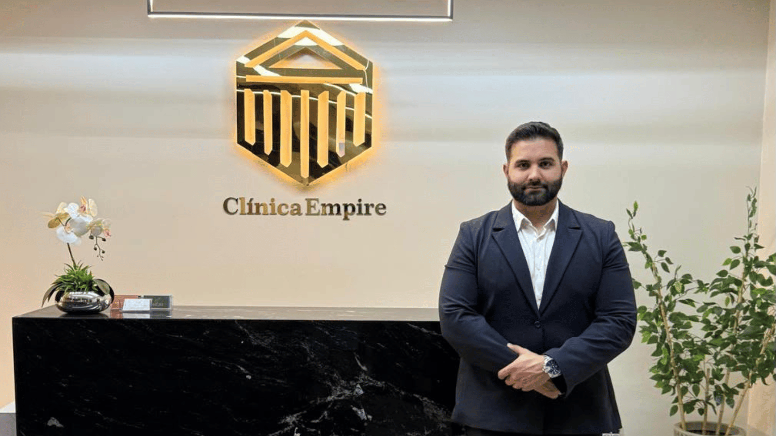 Cirurgião-dentista Leonardo Dornelas Alves direciona sua atuação a uma odontologia adaptada às necessidades de diferentes perfis de pacientes.