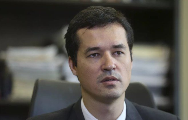 Zanin pede responsabilização de Dallagnol por divulgação de dados bancários e fiscais