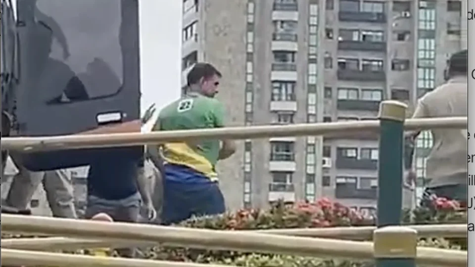 Flávio usa helicóptero apreendido com R$ 7 mi do ‘Faraó dos