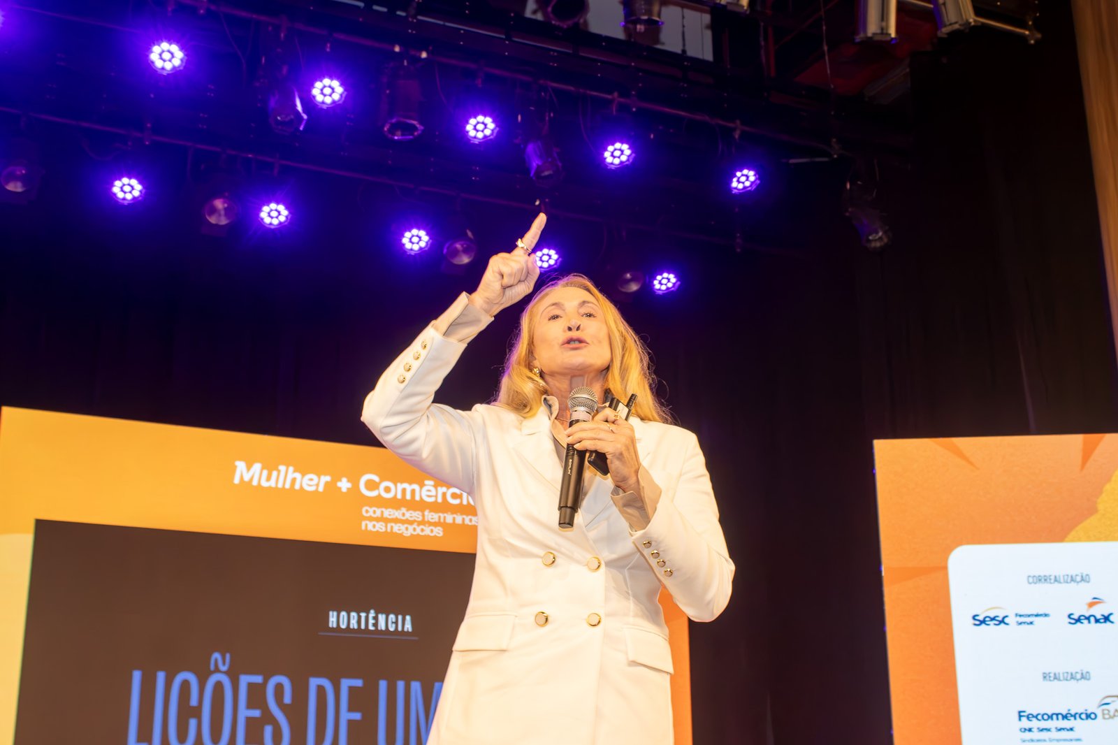 Hortência inspira mulheres a transformar desafios em conquistas na abertura do Mulher + Comércio | ASN Bahia
