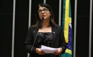 Discussão e votação de propostas legislativas. Dep. Carla Dickson (PL-RN)