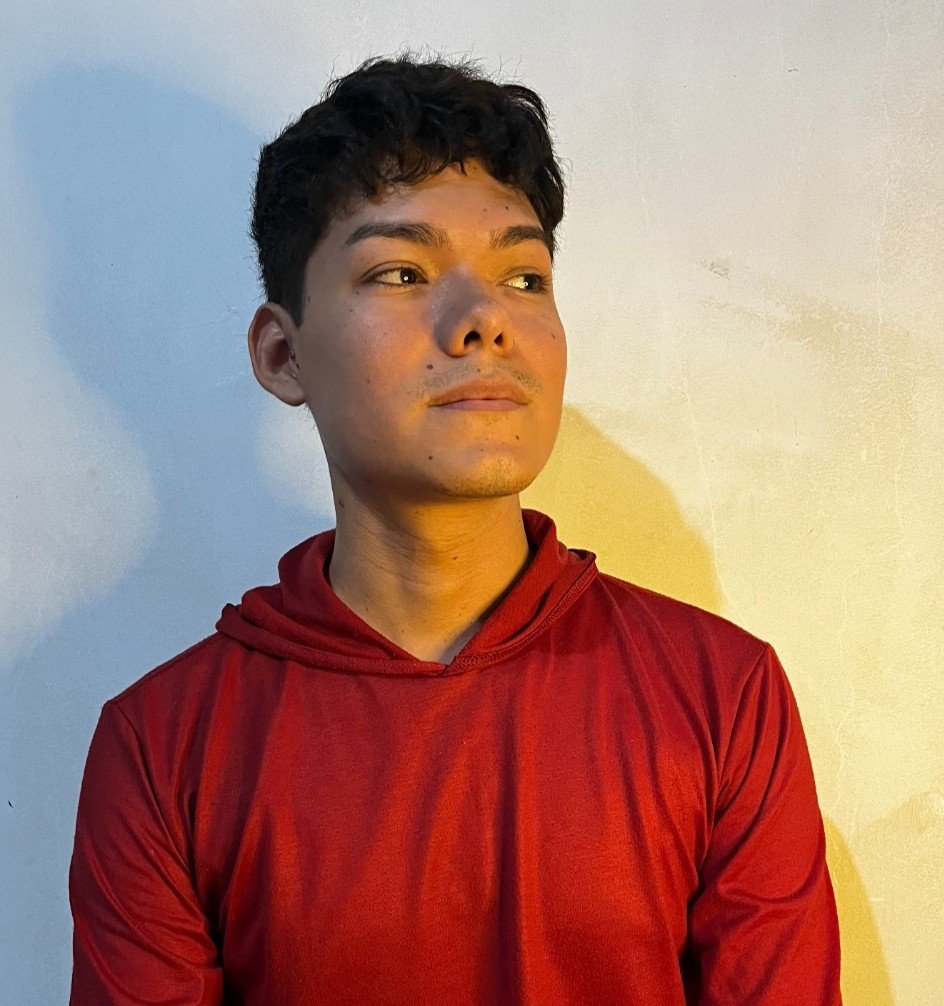 Gabriel Christopher transforma rotina como entregador em oportunidade na comunicação e na publicidade