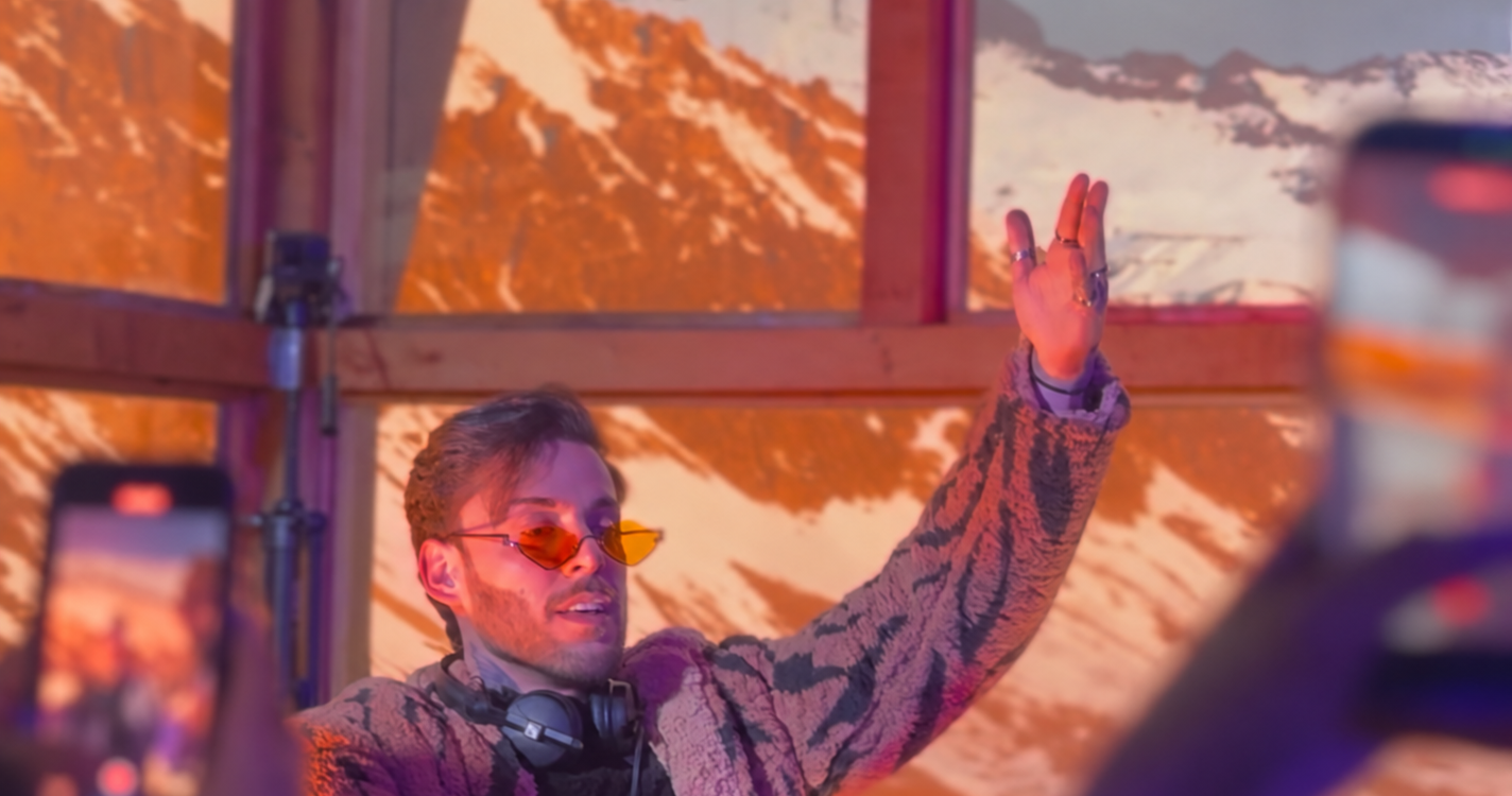 DJ Romano cruza a fronteira do Chile para tocar em festa premium na Cordilheira dos Andes